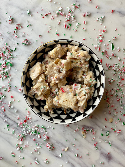 Holiday Peppermint Chunk Nibbles Snack Pack